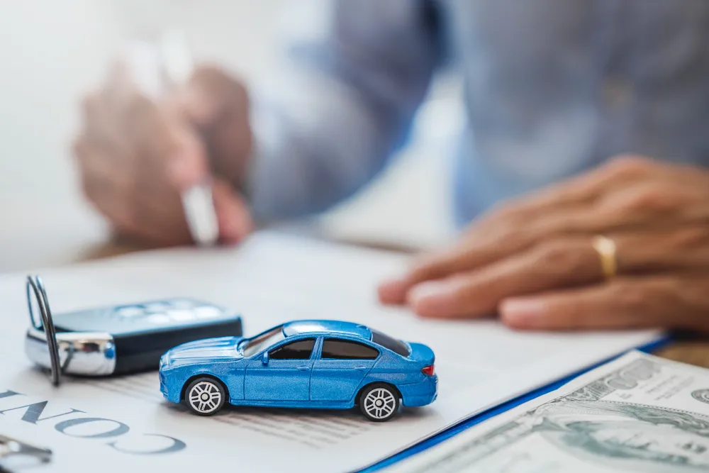 האם פרמיית ביטוח הרכב שלכם עולה? כך תשלמו פחות