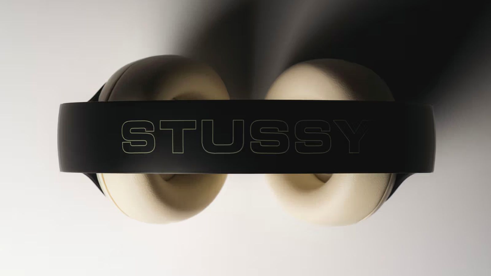 אוזניות אפל של חברת stussy